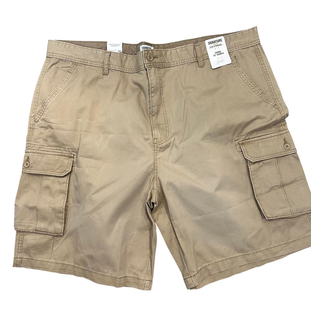 Levi's Signature Cargo Shorts NWT Tan Khaki Hiking Fishing Sports Casual Mens 46